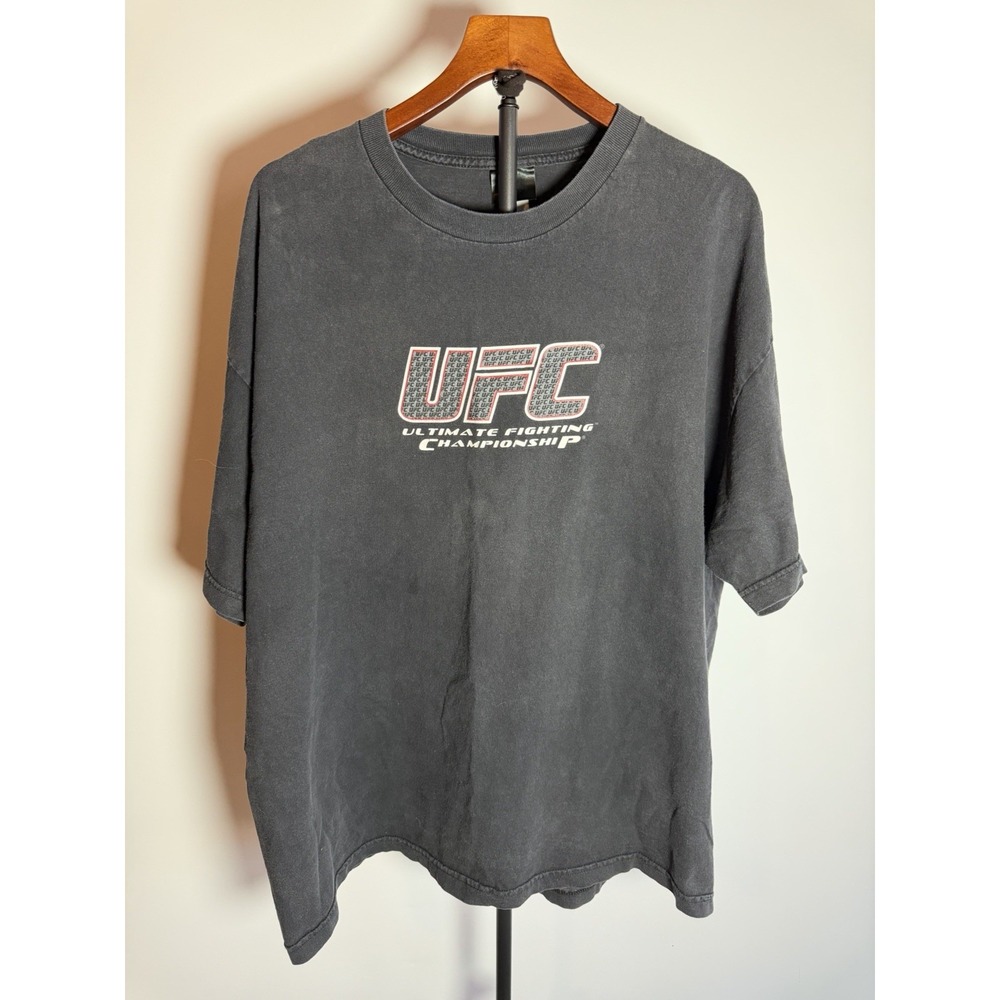 VTG UFC Ultimate Fighting Championship Graphic T-Shirt Mens XL Black MMA Faded